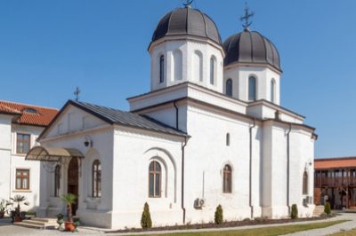 Excursie 1 zi Biserica Draganescu – Parcul si Manastirea Comana – Palatul Brancovenesc de la Potlogi Autocar | 2025