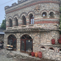 Circuit 1 zi Casutele Flintstone – Geoparkul Iskar – Panega – Pestera Prohodna “Ochii lui Dumnezeu” Autocar  2026